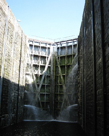 Inside Stechovice Lock